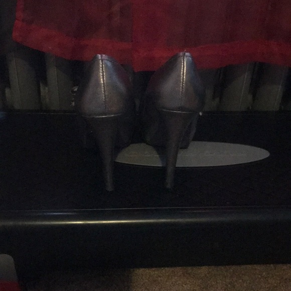 Shoes - Picture 3 of 3